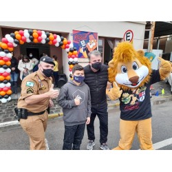 Cerca de 300 alunos recebem certificado do PROERD